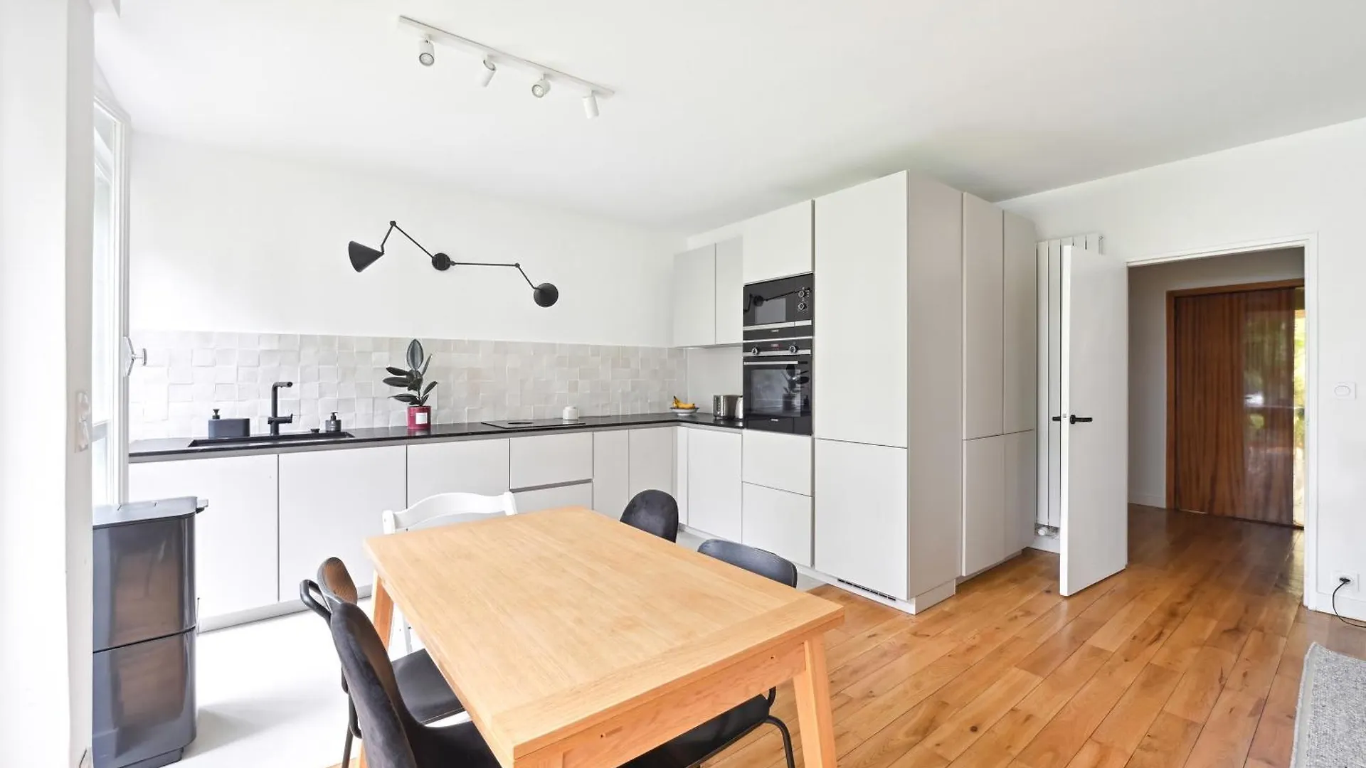 Veeve - Eiffel Abode Apartment Paris
